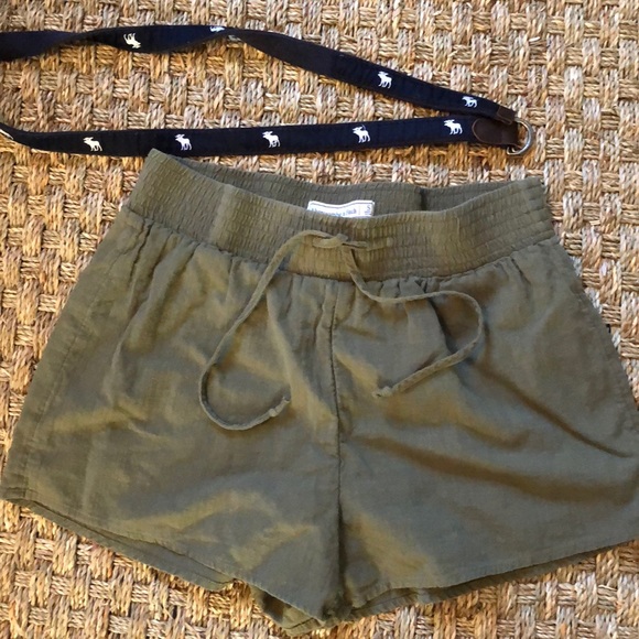 Abercrombie shorts with Abercrombie belt - Picture 1 of 5